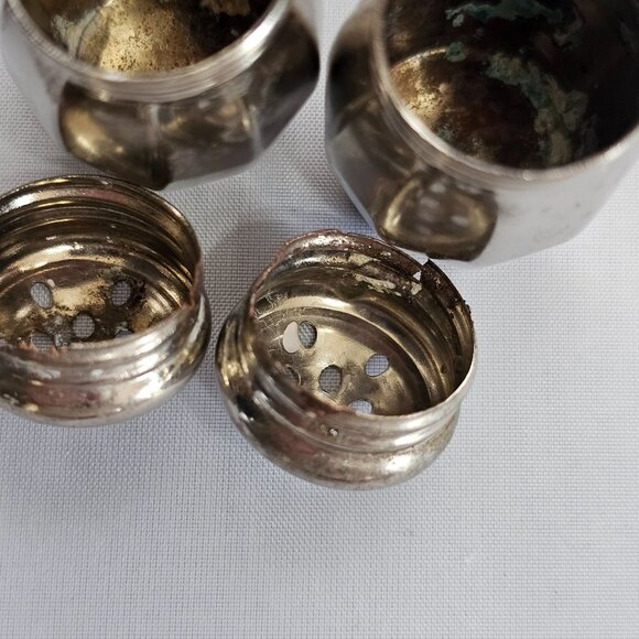 4 Silverplate Mini Salt Pepper Shakers 1.5" Baronial plate vtg rustic style - Picture 8 of 10